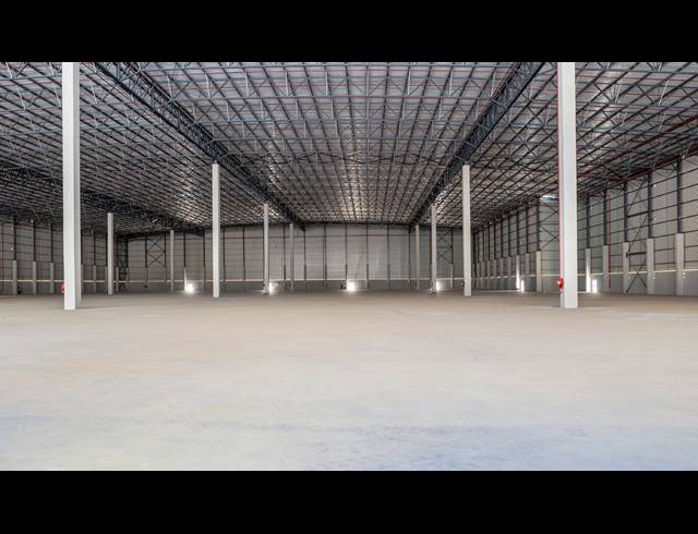17,600M² WAREHOUSE TO LET IN PAROW INDUSTRIAL